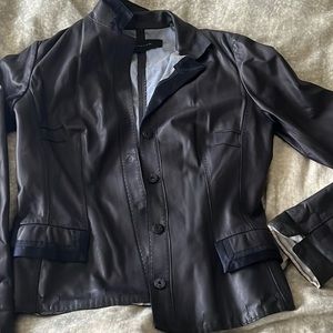 {Elie Tahari} Navy Buttery Leather Blazer w/Chambray Lining